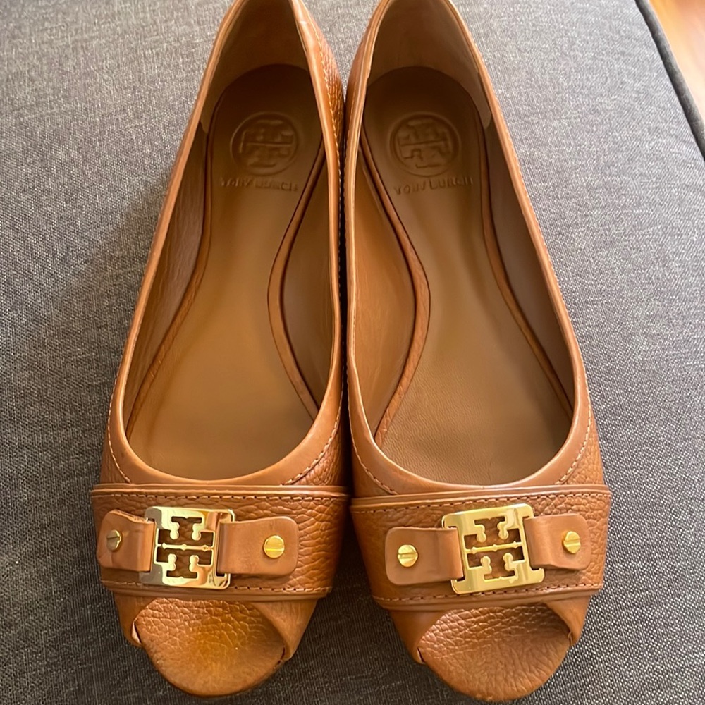 9.5 tory burch